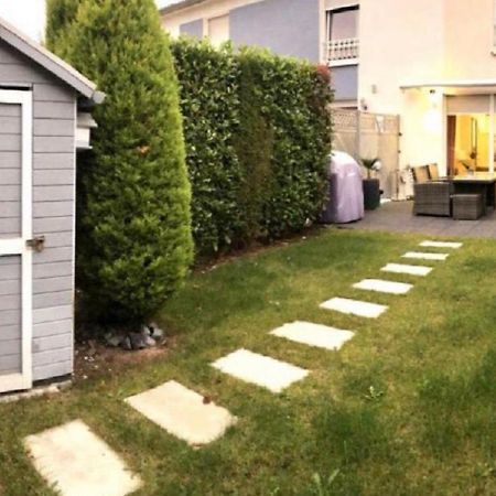 Geraeumiges Ferienhaus In Koblenz Κόμπλεντς Εξωτερικό φωτογραφία