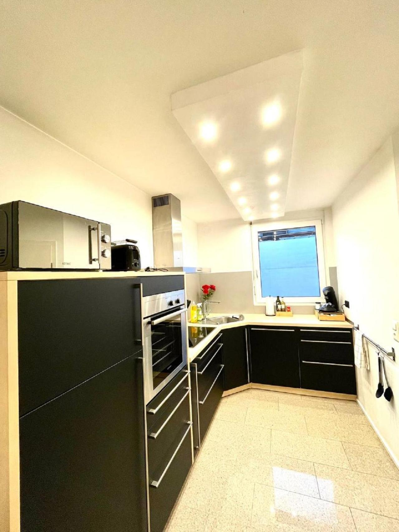 Geraeumiges Ferienhaus In Koblenz Κόμπλεντς Εξωτερικό φωτογραφία