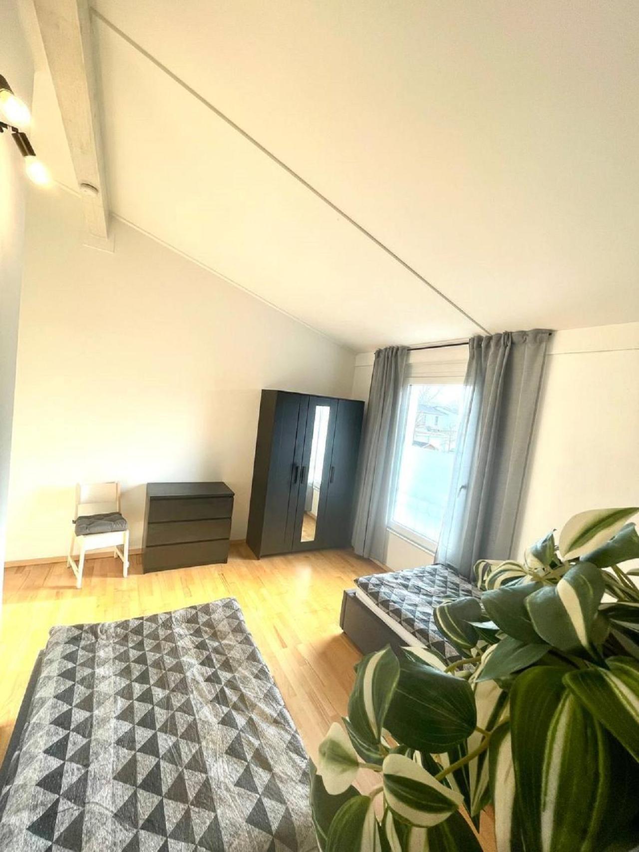 Geraeumiges Ferienhaus In Koblenz Κόμπλεντς Εξωτερικό φωτογραφία