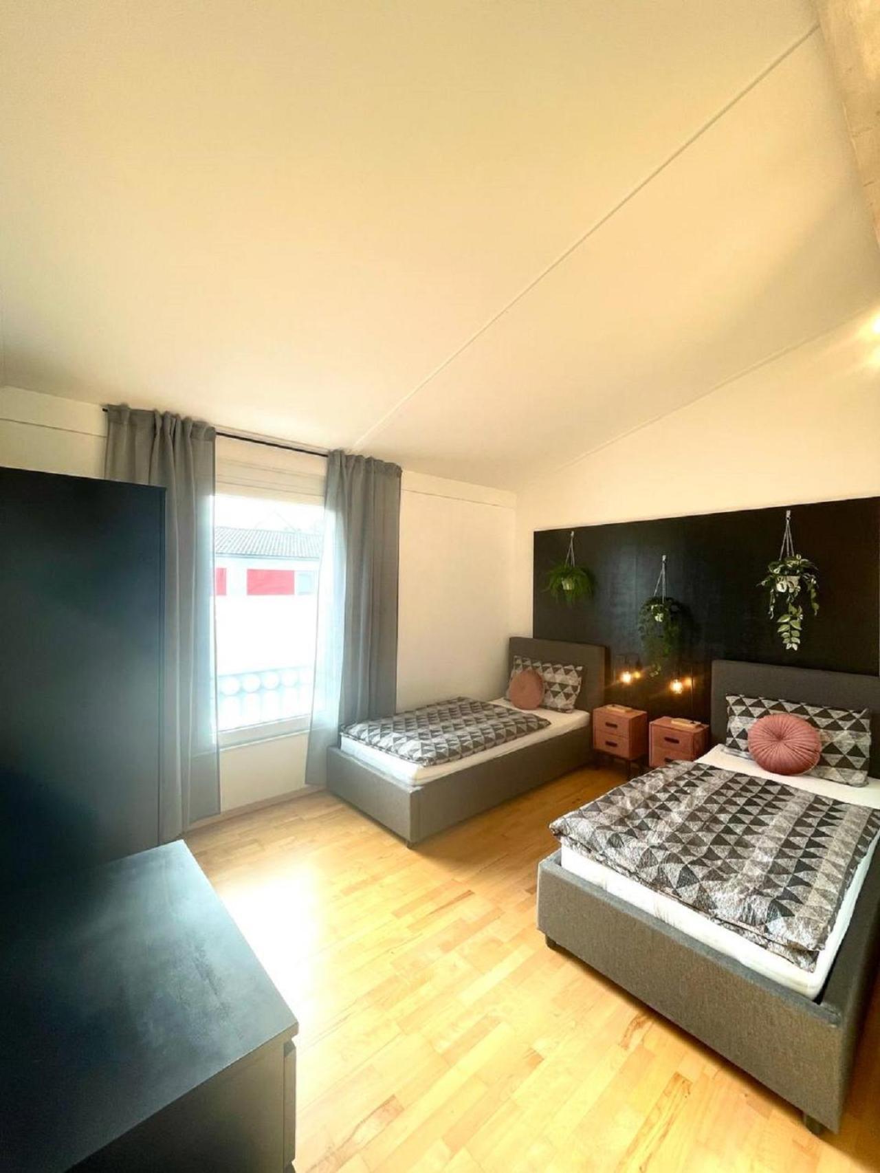 Geraeumiges Ferienhaus In Koblenz Κόμπλεντς Εξωτερικό φωτογραφία