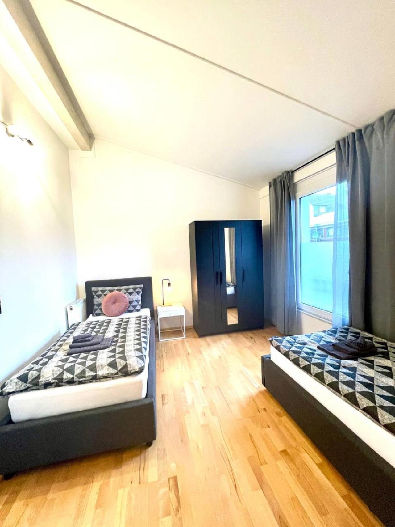 Geraeumiges Ferienhaus In Koblenz Κόμπλεντς Εξωτερικό φωτογραφία